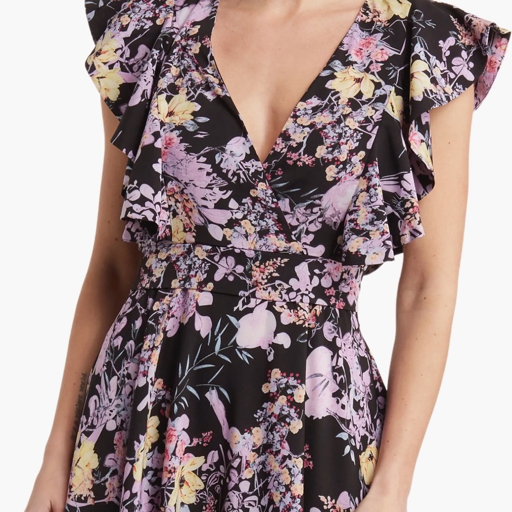 Area Stars Long Floral Dresswith Ruffled Sleeves/ Small